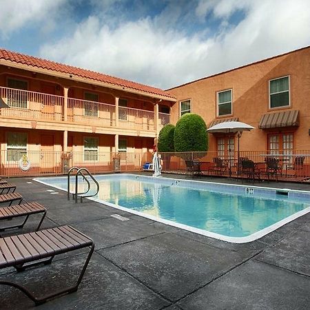 Motel 6 Dallas Tx Downtown Esterno foto